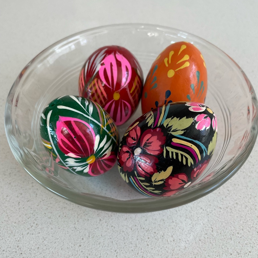Four Vintage Hand-Painted Decorative Eggs — Pisanki